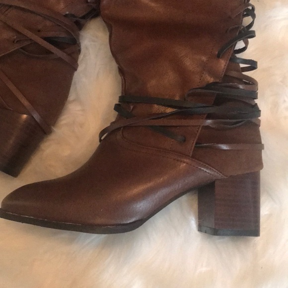 ❤️NEW LACE UP BOOTS❤️ - Picture 2 of 6